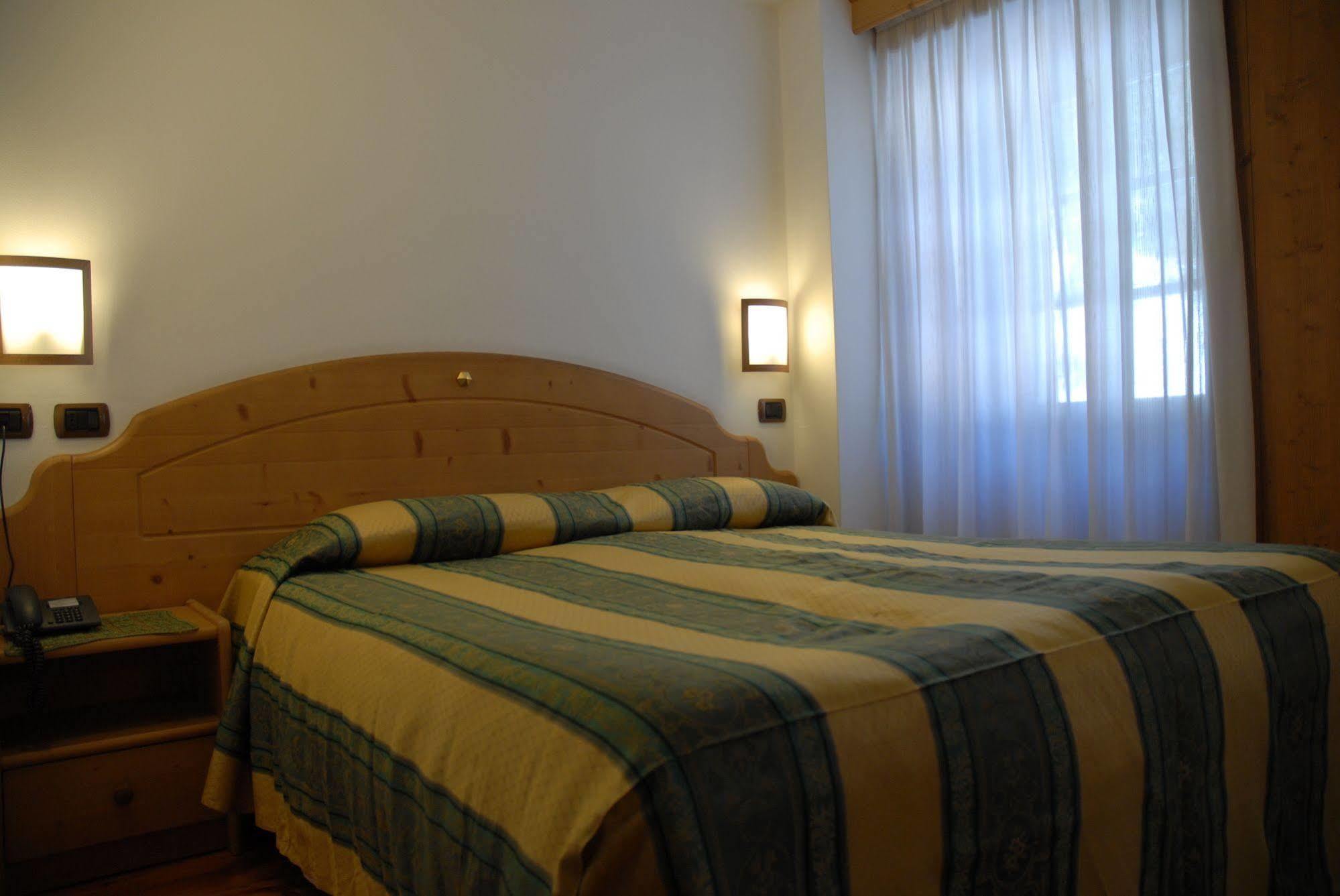 Hotel Sport Santa Caterina Valfurva Zewnętrze zdjęcie